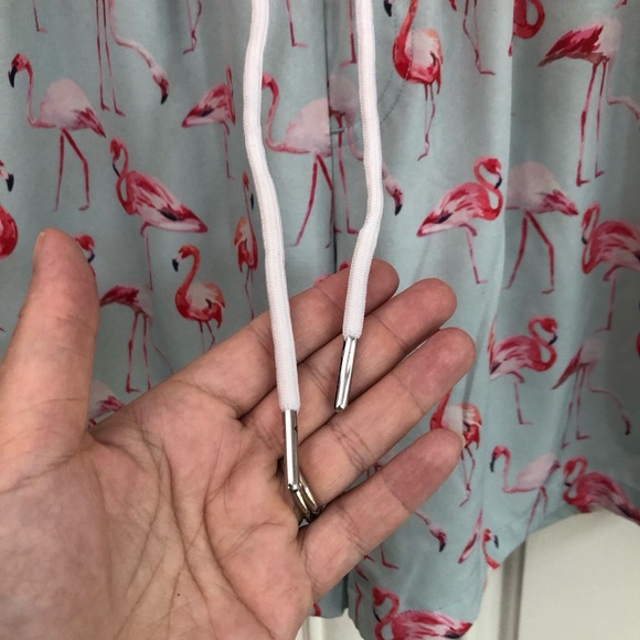 🥳HOST PICK🥳 Mosmann Australia men’s beach shorts - Picture 2 of 9